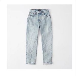 Abercrombie curve love high rise mom jean